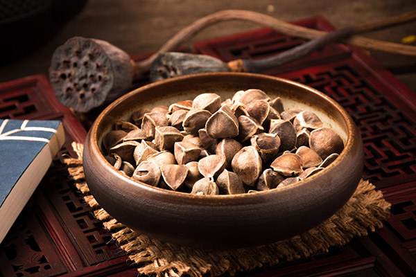 秋天茄子这样吃，胜过10副药！会吃就是赚到！